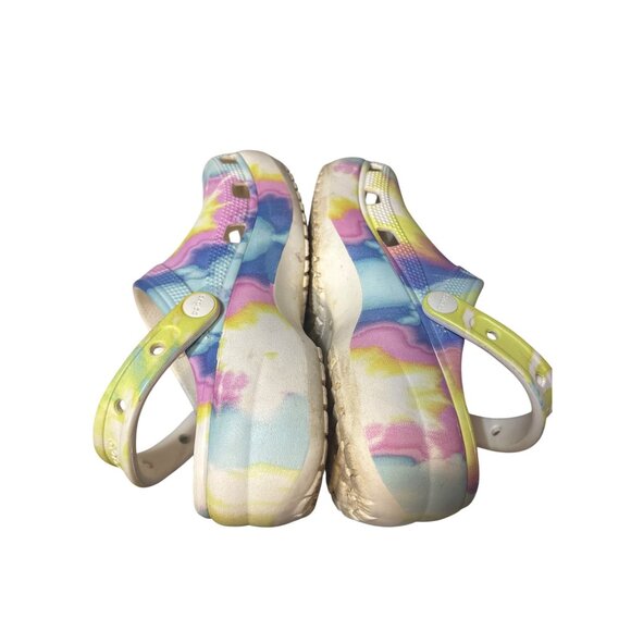 Crocs Classic Tie-Dye Graphic Clog Womens Size 6 Multi-Color Comfort Footwear - Picture 8 of 8